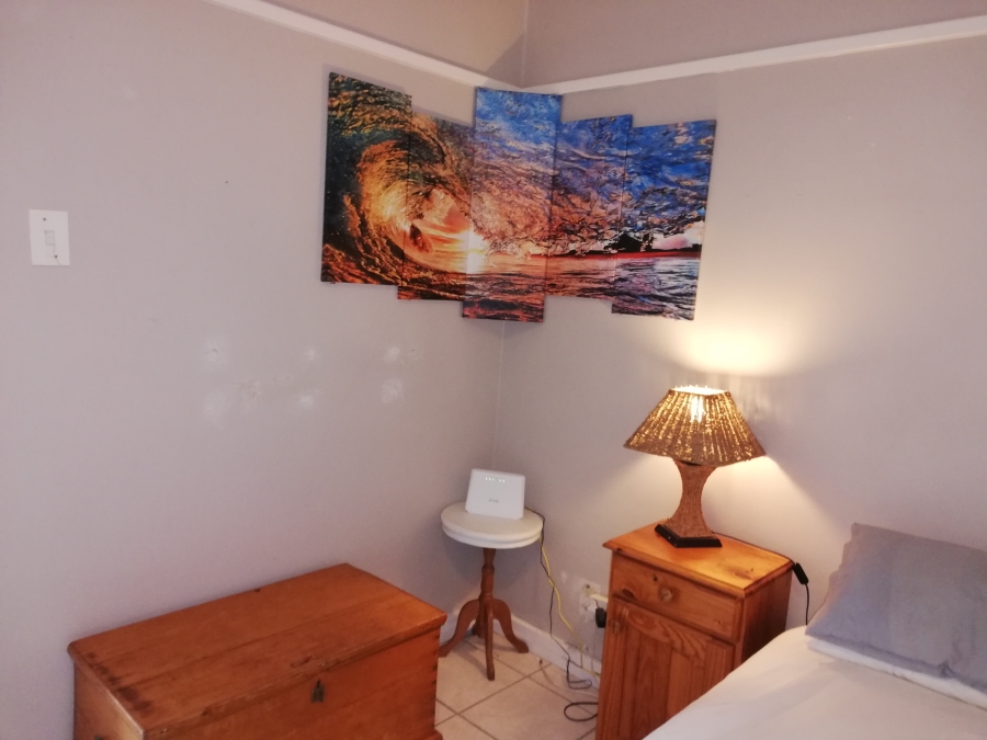 1 Bedroom Property for Sale in Summerstrand Eastern Cape